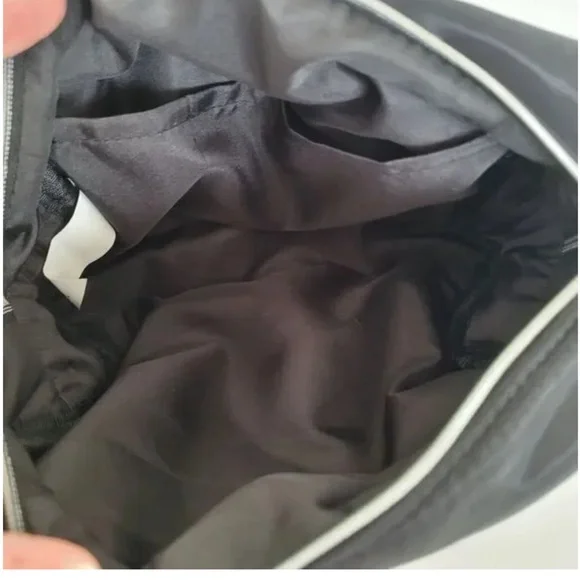 Dolce & Gabbana Black Beauty Bag - Picture 4 of 5